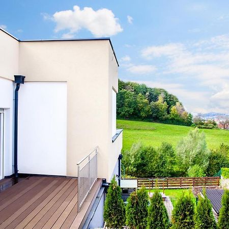 Appartement Gaestetraum Mit Wunderschoenem Ausblick Und Garten à Muhldorf Bei Feldbach Extérieur photo