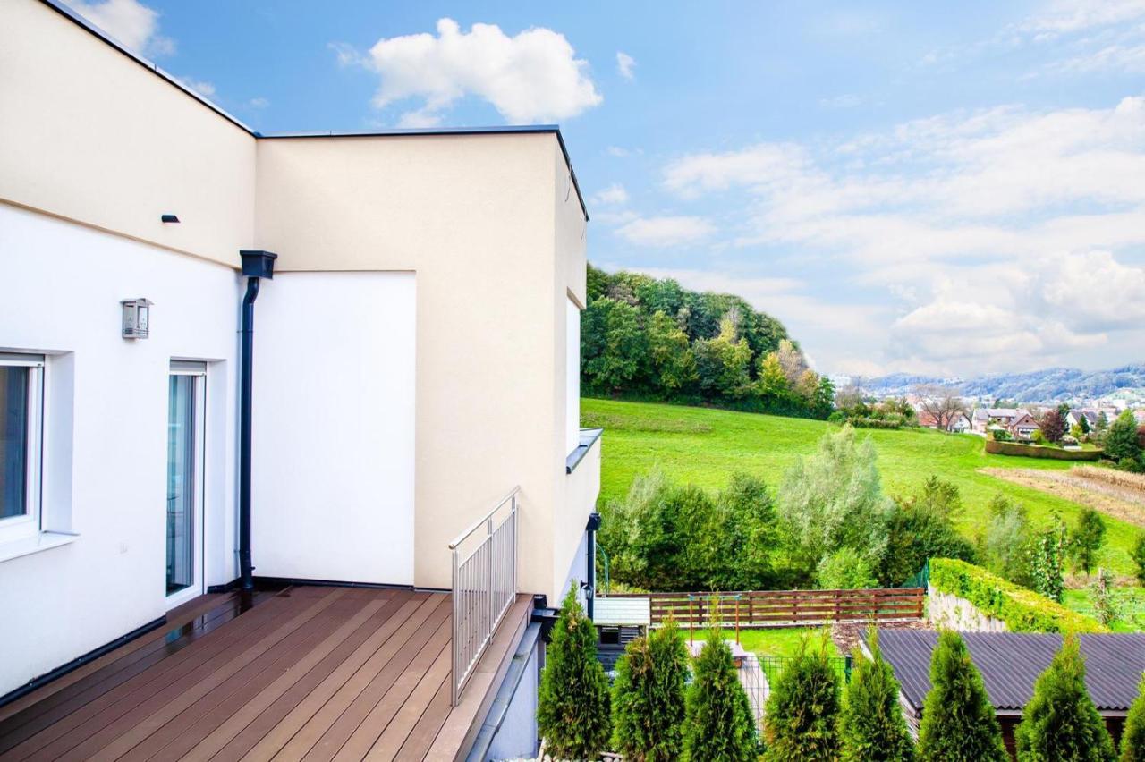 Appartement Gaestetraum Mit Wunderschoenem Ausblick Und Garten à Muhldorf Bei Feldbach Extérieur photo